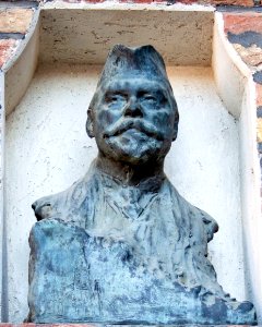 Bust of Ödön Lechner in the Szeged Pantheon - 2