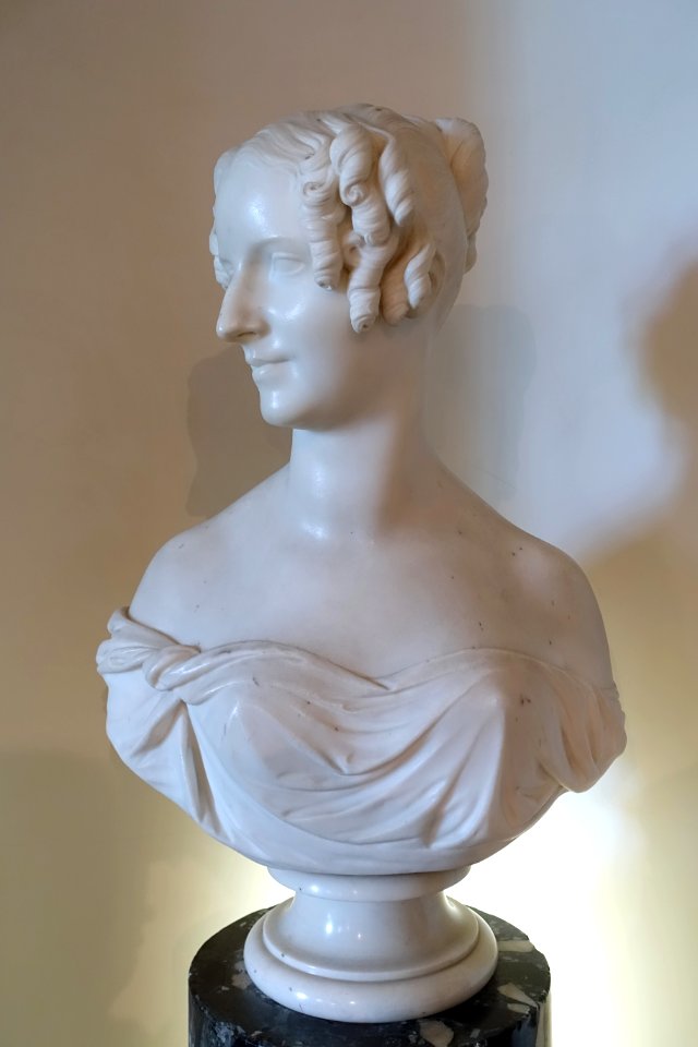 Bust - Entrance Hall - Harewood House - West Yorkshire, England - DSC02078