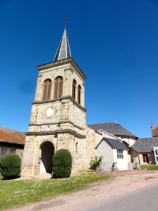 Bussières-près-Pionsat (Puy-de-Dôme) église (01)