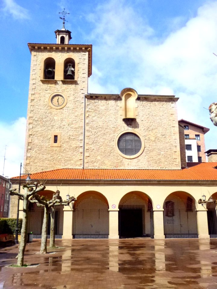 Burlada - Iglesia de San Juan Bautista 02