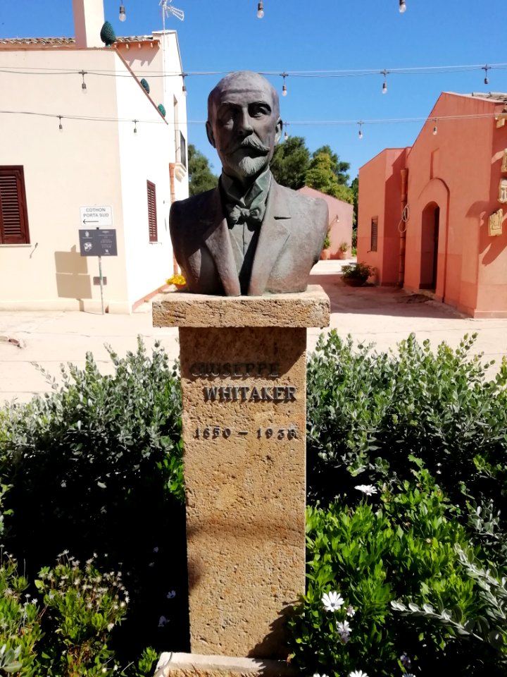 Busto di Giuseppe Whitaker