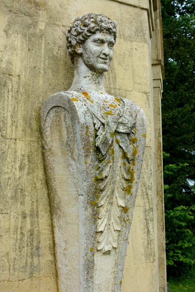 Bust 2 - Fane of Pastorial Poetry, Stowe - Buckinghamshire, England - DSC07947