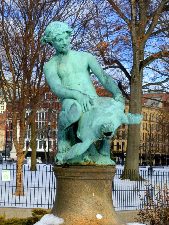 Burnside Fountain - Worcester, MA - DSC04071