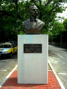 Busto de Eligio Ancona Castillo, Mérida, Yucatán (01a)
