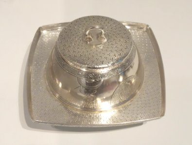 Butter Dish, Tiffany & Co., New York, 1870-1875, silver - Brooklyn Museum - Brooklyn, NY - DSC08825