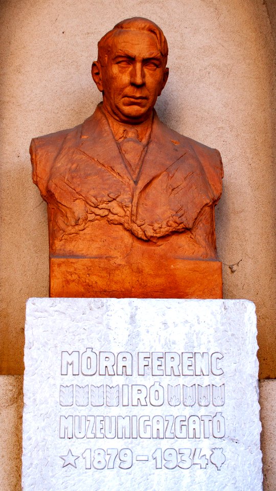 Bust of Ferenc Móra in the Szeged Pantheon