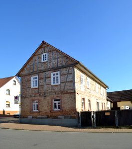 Burgholzhausen, Königsteiner Straße 2