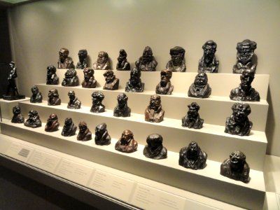 Bust collection by Honore-Victorin Daumier - Art Institute of Chicago - DSC09602 photo