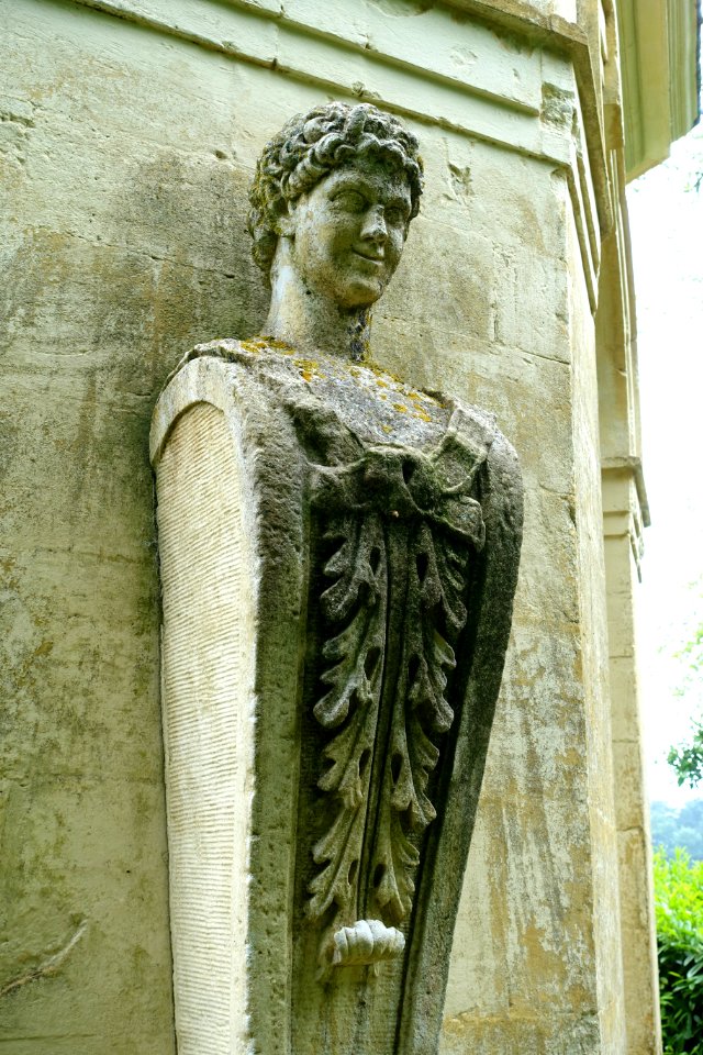 Bust 4 - Fane of Pastorial Poetry, Stowe - Buckinghamshire, England - DSC07950