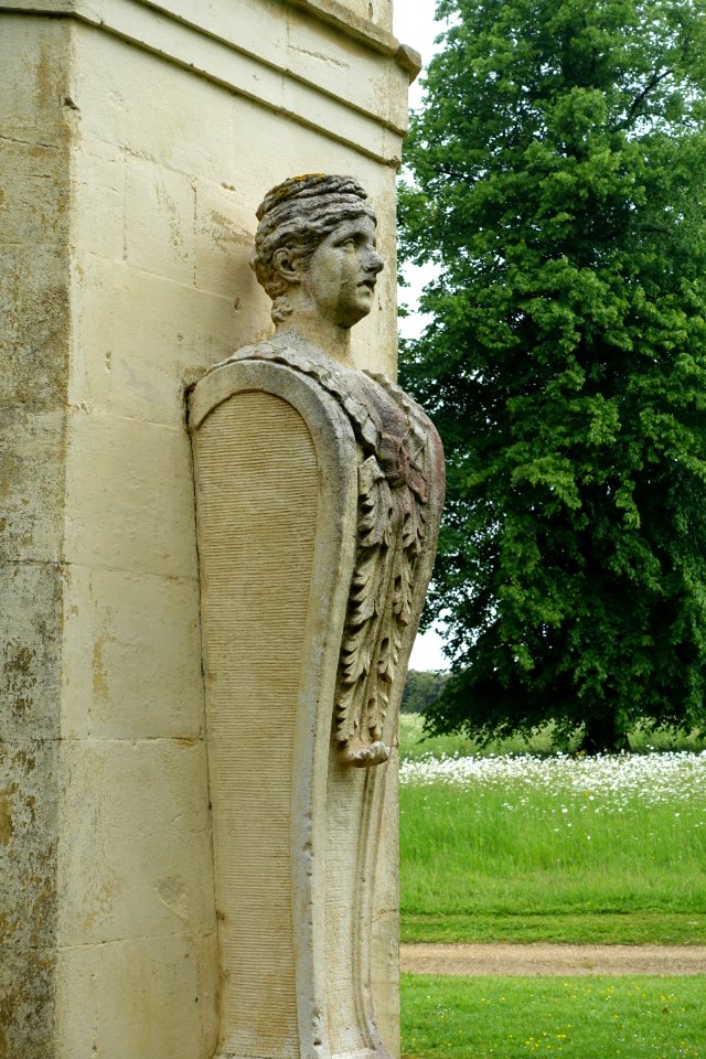 Bust 1 - Fane of Pastorial Poetry, Stowe - Buckinghamshire, England - DSC07946