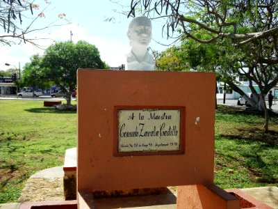 Busto de Consuelo Zavala Castillo, Mérida, Yucatán (01)