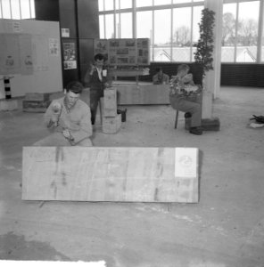Burgemeester jhr. mr. C. J. A. de Ranitz opende eerste Nationale Beroepsmanifest, Bestanddeelnr 915-1308