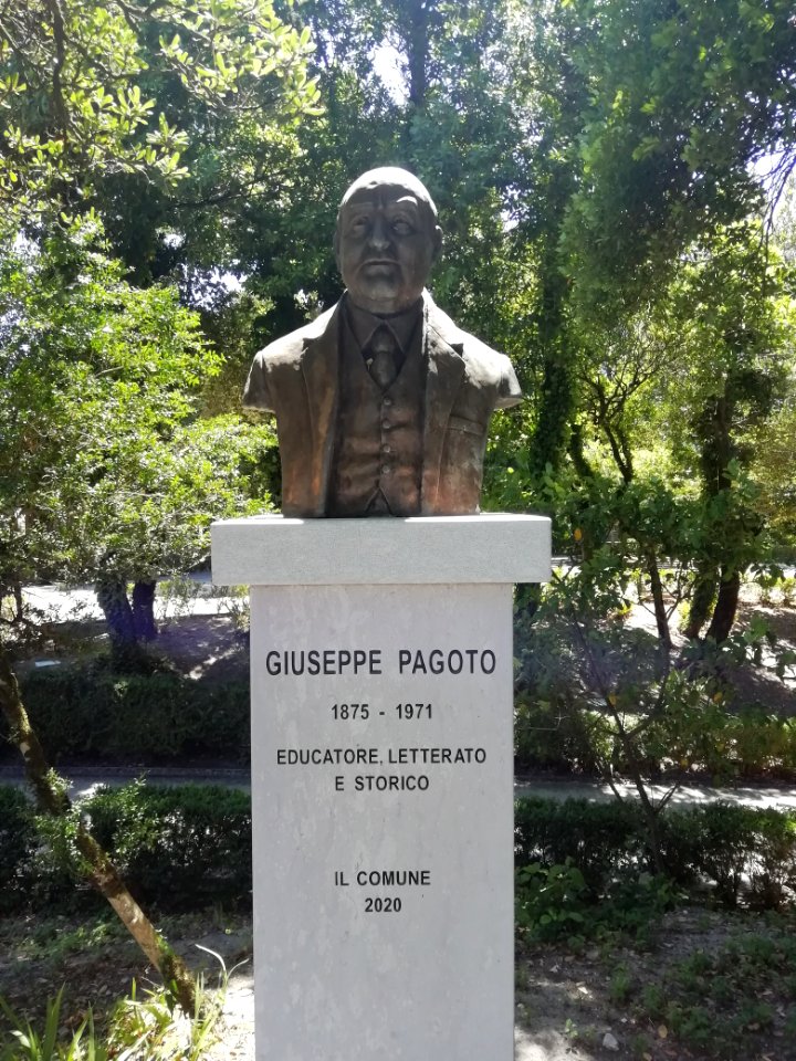 Busto di Giuseppe Pagoto