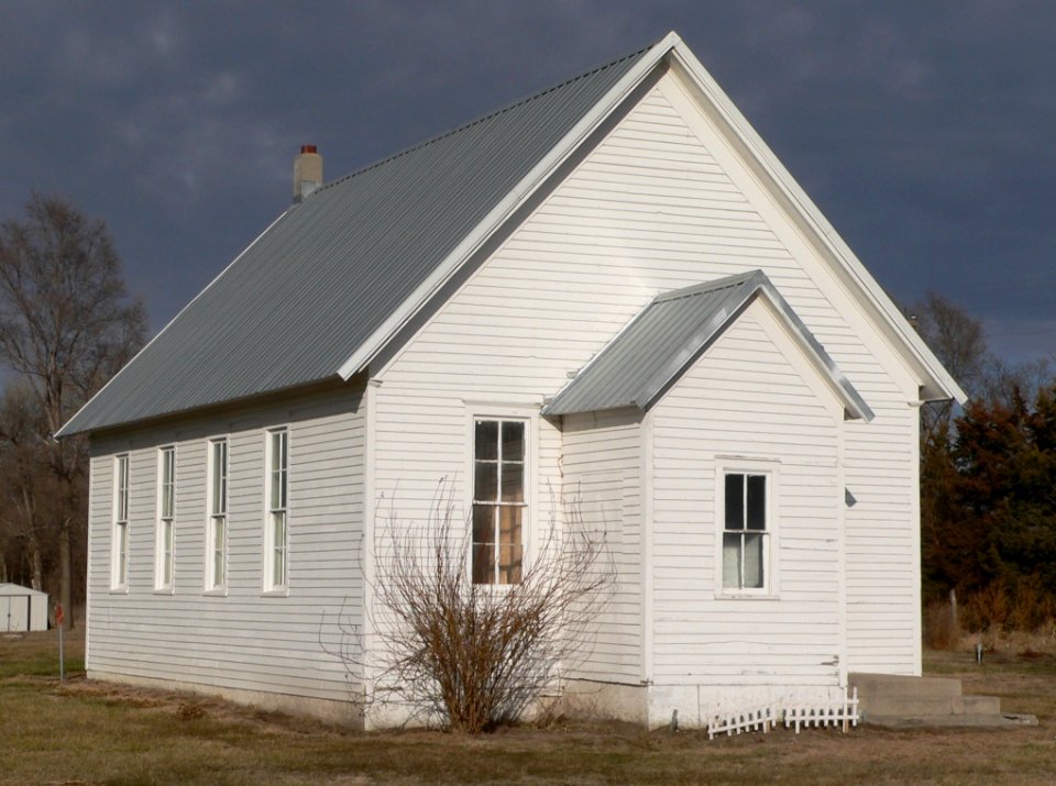 Butler County District 10 school from SW