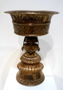 Butter lamp, Tibet, probably Lhasa, 1700s AD, gilt bronze, turquoise, gemstones - Dallas Museum of Art - DSC04989