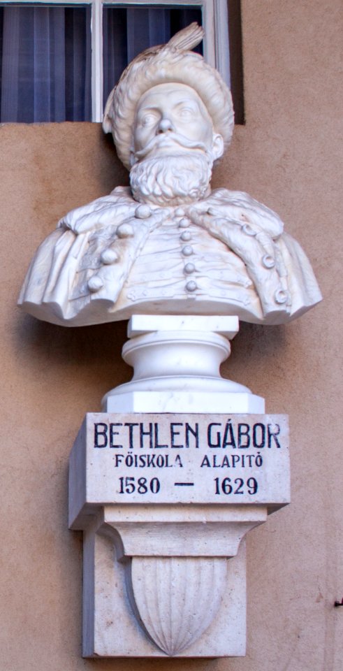 Bust of Gábor Bethlen in the Szeged Pantheon