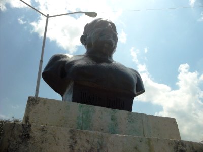 Busto de Antonio Mediz Bolio, Mérida, Yucatán (01d)