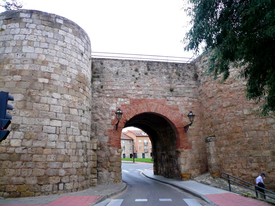 Burgos - Arco de San Martín 2