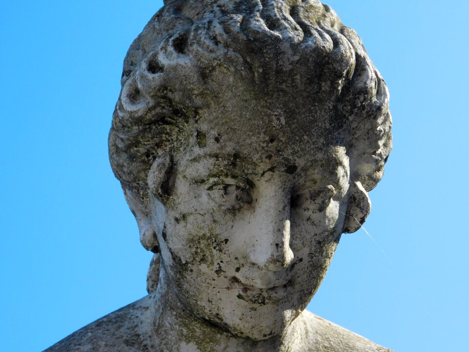Woman statue woman face