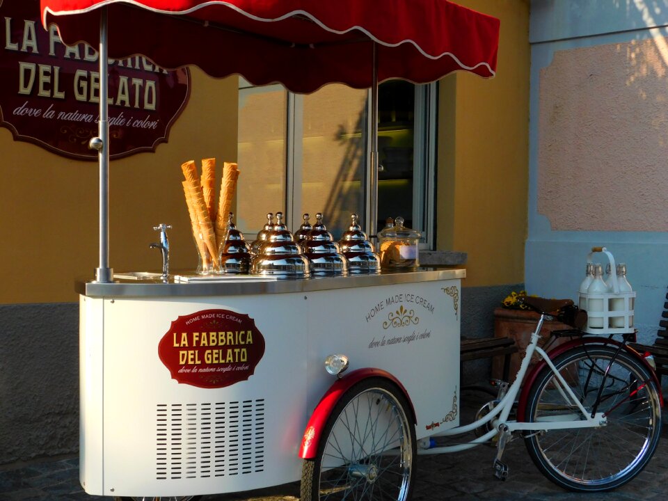 Ice cream cones bicycle