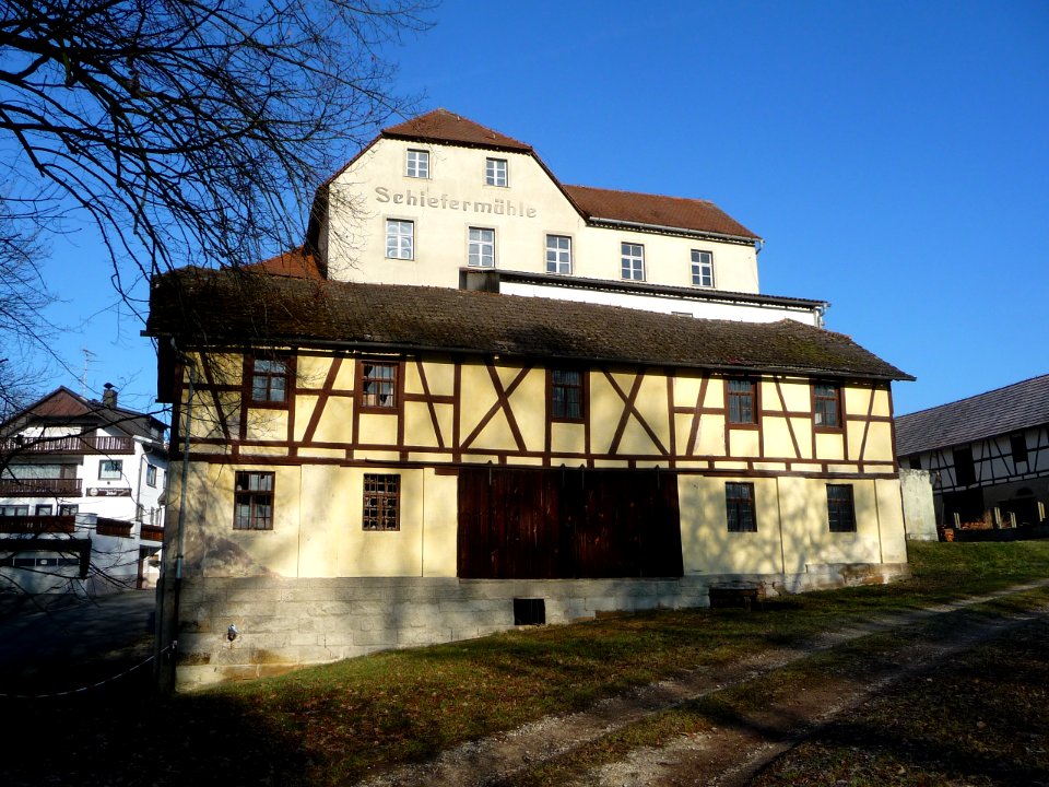 Burgellern 183
