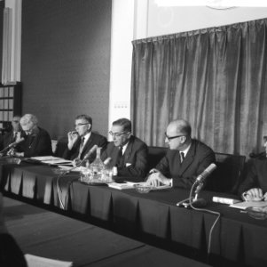Burgemeesters, persconferenties, Bestanddeelnr 918-3683