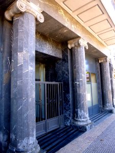 Burgos - Portal con columnas 1 photo