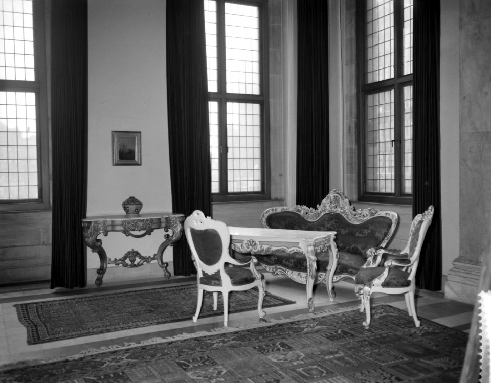 Burgemeesterskamer naast het balkon aan de Damzijde in Louis XIV stijl, Bestanddeelnr 909-3906