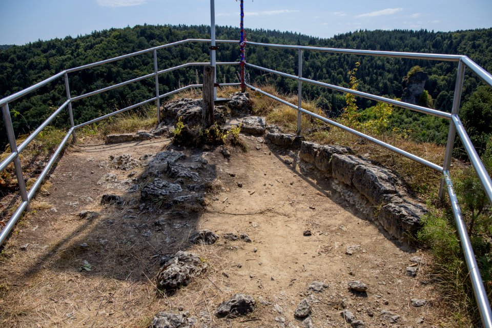 Burgstall Oberntüchersfeld08