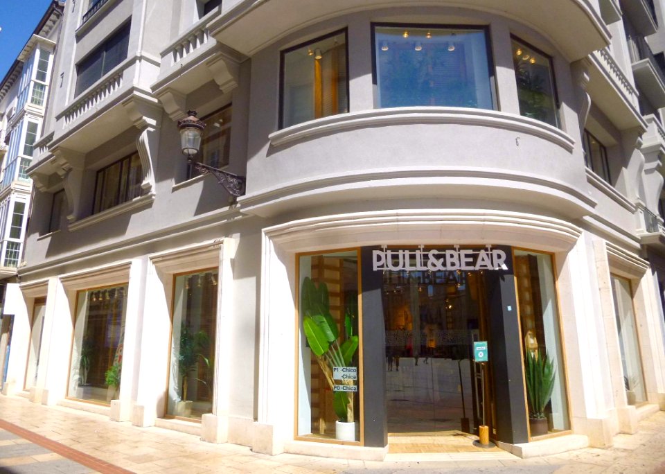 Burgos - Pull & Bear 1