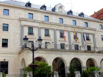 Burgos - Subdelegación del Gobierno (antiguo edificio del Banco de España) photo
