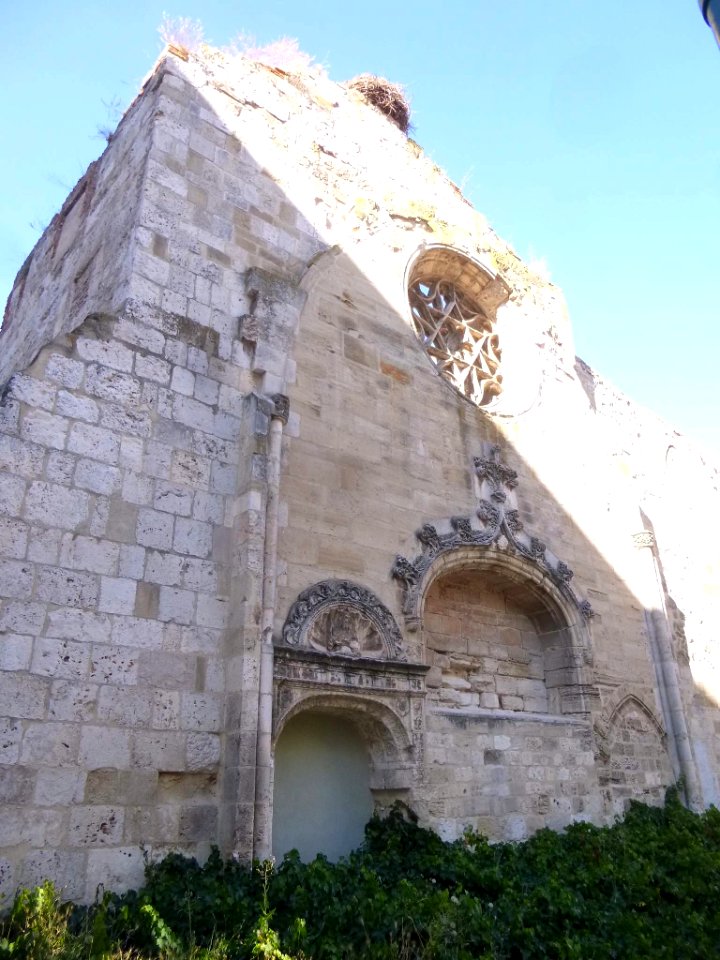Burgos - Ruina del Monasterio de San Francisco 3