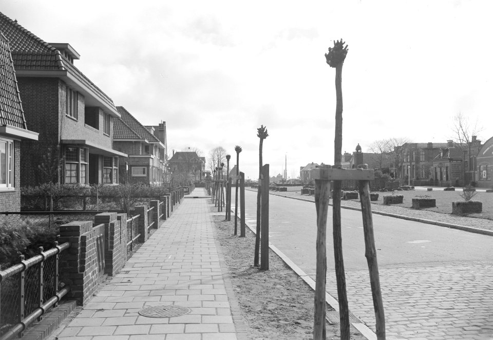 Burgemeester Schonfeldplein in Winschoten., Bestanddeelnr 164-0675
