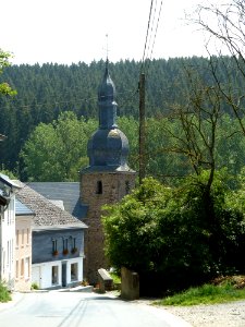 Burg-Reuland-Sint-Stephanuskerk (1)
