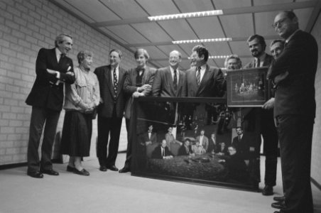 Burgemeester en wethouders van Amsterdam met staatsieportret, Bestanddeelnr 934-3625