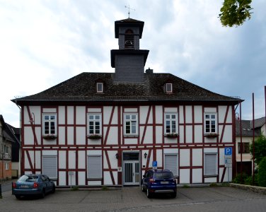 Brandoberndorf, Lindenplatz 2, Ehemaliges Schul- und Rathaus