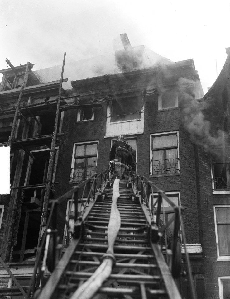 Brand Prins Hendrikkade Amsterdam, Bestanddeelnr 904-2223