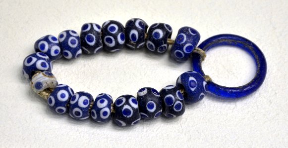 Bracelet verre 5ème siècle - JC Prosnes Musée Saint-Remi 21092016