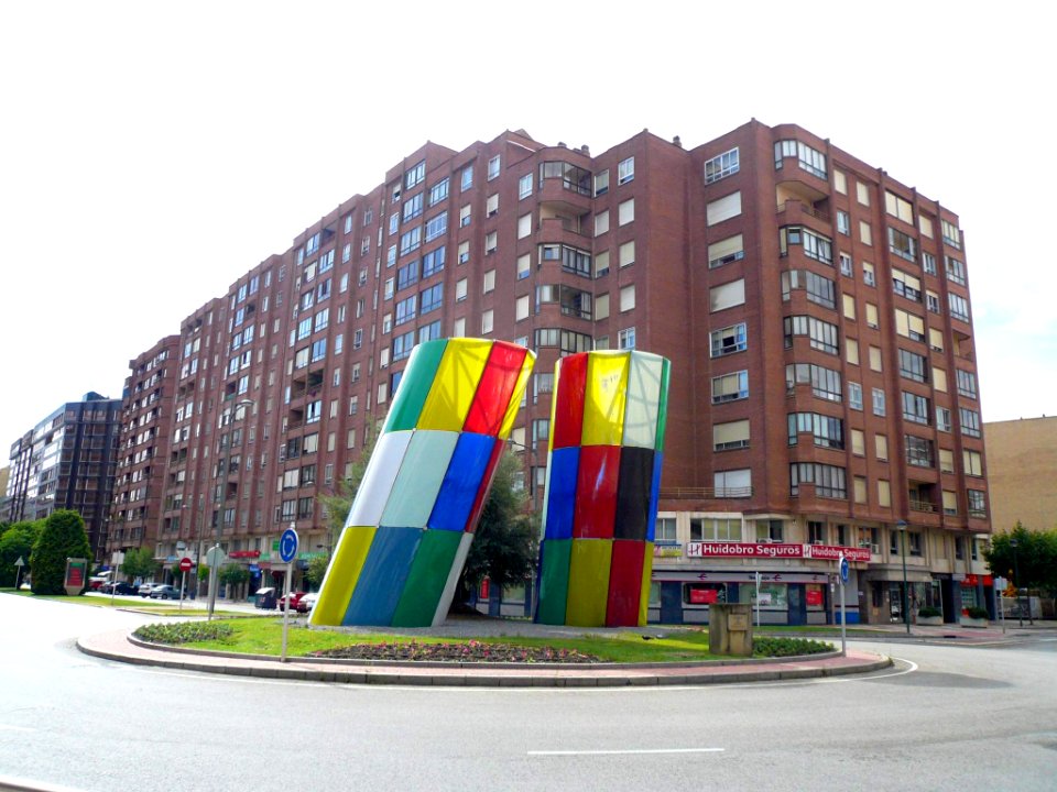 Burgos - Avenida de la Paz, Glorieta de Rotary Internacional 2