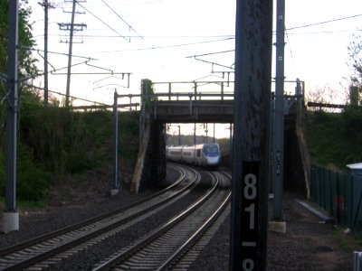 Branford station Acela leaving 082
