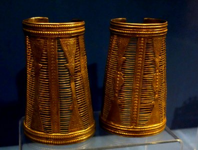 Bracelets, Afghanistan, mid 20th century, silver - Fernbank Museum of Natural History - DSC09967