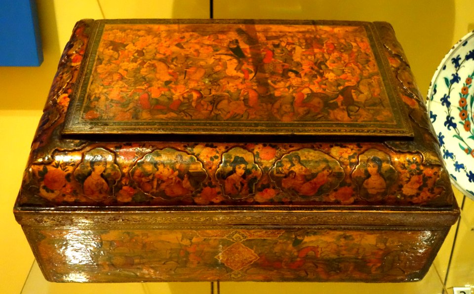 Box with Europeanizing paintings of ruler Fath Ali Shah, Iran, 19th century, painted and lacquered wood - Royal Ontario Museum - DSC04681