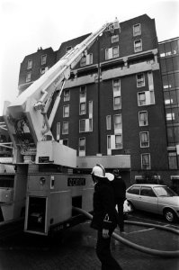 Brandweeroefening bij Sonestahotel, Amsterdam, Bestanddeelnr 929-6340