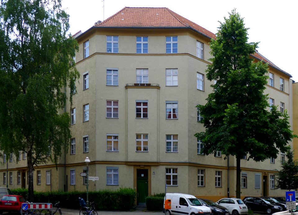 Brahestraße 32-33 (Berlin-Charlottenburg)