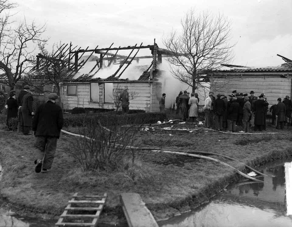 Brand Zunderdorp, Bestanddeelnr 903-1882