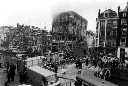 Branden, restaurants, brandweer, publiek, straatbeelden, Bestanddeelnr 932-5129