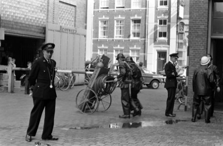 Brandweerkampioenschappen van Nederland in het gebouw van Heineken-brouwerij, Bestanddeelnr 914-3133