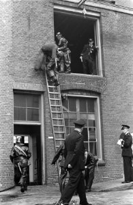 Brandweerkampioenschappen van Nederland in het gebouw van Heineken-brouwerij, Bestanddeelnr 914-3125