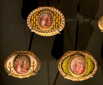 Boxes at the National Museum of Scotland, pic4