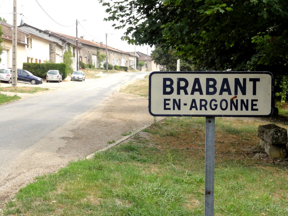 Brabant-en-Argonne (Meuse) city limit sign